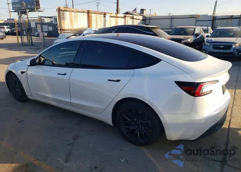 2025 Tesla Model 3 from USA, damaged, VIN 5YJ3E1EA2SF023046